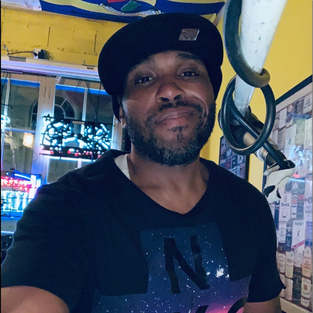 Meet your Posher, Wayne